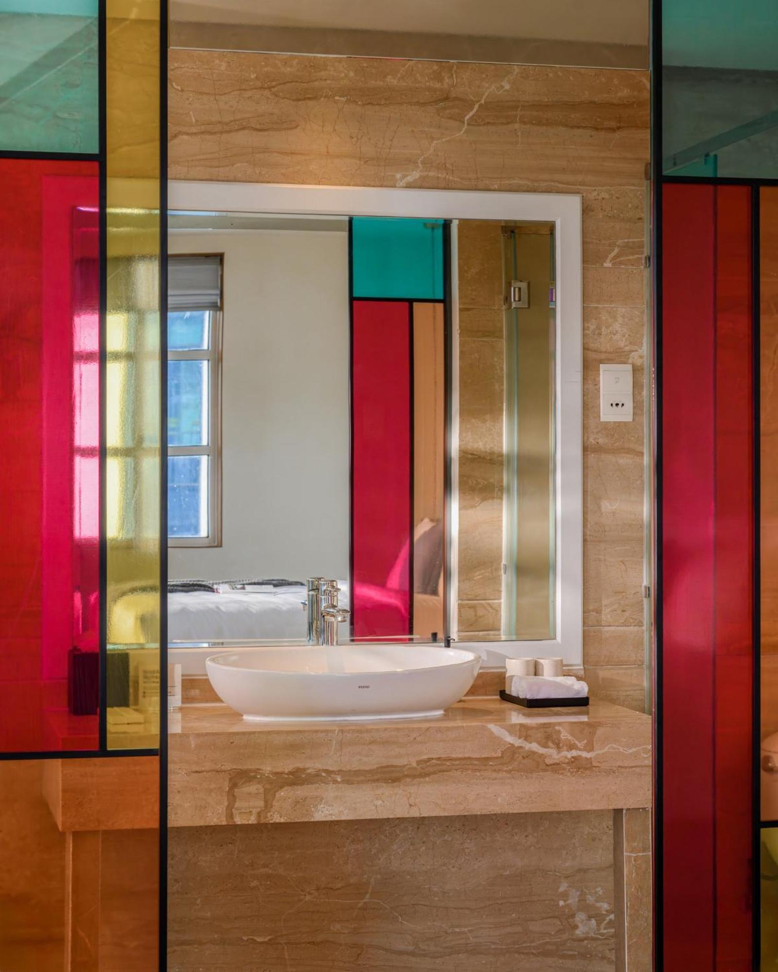 M Village Hotel Tao Dan Park Хошимин Екстериор снимка